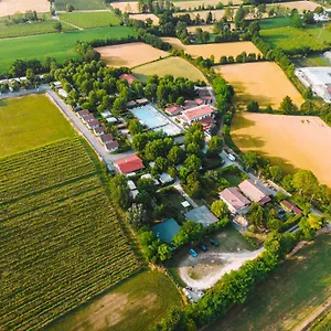 ** Campingplatz Trevisago Iris Park Italien